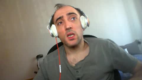 Snapshot of bentish chatting on 6, 11, 2025 bentish online show from 6, 11, 2025