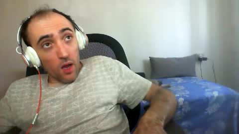 Snapshot of bentish chatting on 10, 11, 2025 bentish online show from 10, 11, 2025