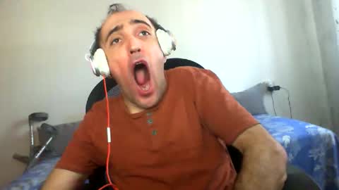 Snapshot of bentish chatting on 21, 11, 2025 bentish online show from 21, 11, 2025