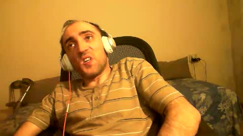 Snapshot of bentish chatting on 23, 11, 2025 bentish online show from 23, 11, 2025