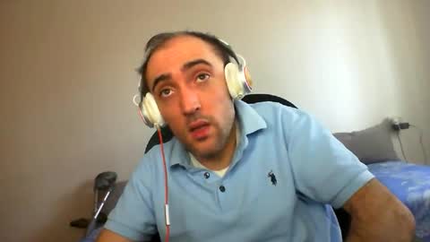 Snapshot of bentish chatting on 1, 12, 2025 bentish online show from 1, 12, 2025