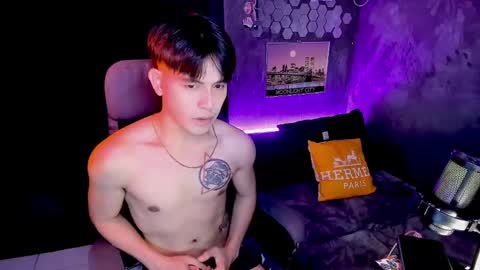 bentlyfuck online show from 2, 1, 2025