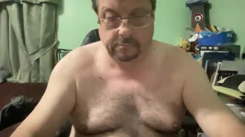 Snapshot of bepino7272 chatting on 28, 10, 2025 bepino7272 online show from 28, 10, 2025