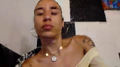 berenice_i online show from 24, 4, 2026