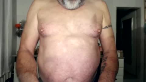 Snapshot of berg_boy chatting on 19, 10, 2025 Martin online show from 19, 10, 2025