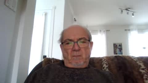 bernard1102 online show from 2, 1, 2025
