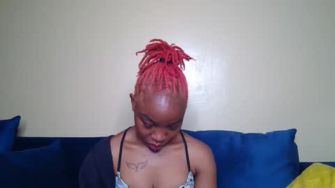 berries_lee online show from 8, 9, 2025