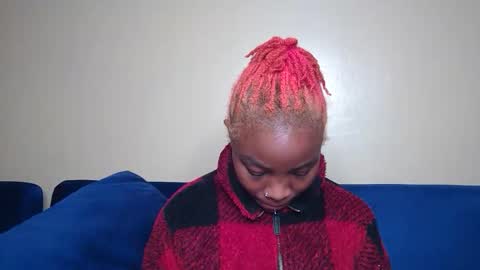 berries_lee online show from 23, 9, 2025