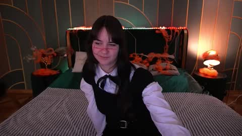 Violette online show from 23, 10, 2025