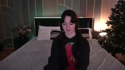 Violette online show from 14, 12, 2025