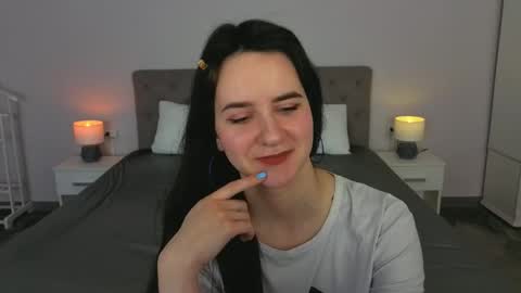 Violette online show from 24, 4, 2026