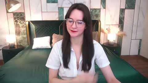 Violette online show from 25, 7, 2026