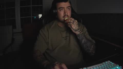 berto3389 online show from 19, 4, 2026