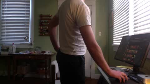 Snapshot of best_triam chatting on 1, 1, 2025 best_triam online show from 1, 1, 2025