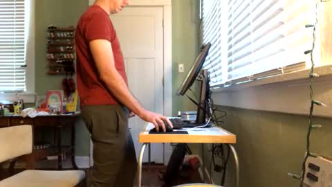 Snapshot of best_triam chatting on 2, 11, 2025 best_triam online show from 2, 11, 2025