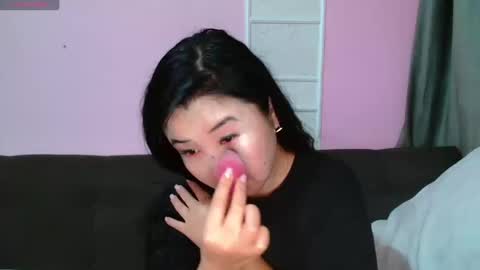 Snapshot of bet_lu chatting on 21, 10, 2025 Bet Lu online show from 21, 10, 2025