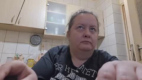 bethnorth online show from 13, 4, 2026