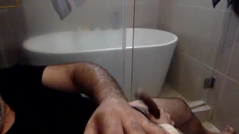 Snapshot of betoooox chatting on 31, 12, 2024 Virtual Gentleman online show from 31, 12, 2024