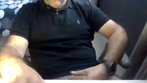 Snapshot of betoooox chatting on 6, 1, 2025 Virtual Gentleman online show from 6, 1, 2025