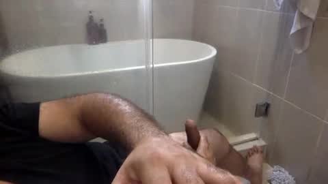 Snapshot of betoooox chatting on 10, 2, 2025 Virtual Gentleman online show from 10, 2, 2025