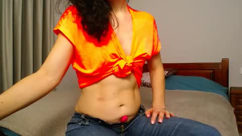 Snapshot of betty_sw chatting on 22, 1, 2025 betty_sw online show from 22, 1, 2025