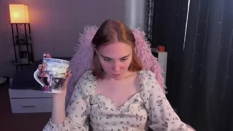Snapshot of betty_witchy chatting on 8, 5, 2026 Dory make me happier online show from 8, 5, 2026