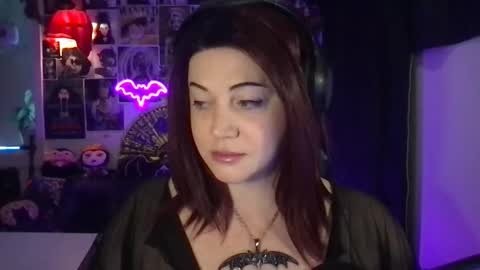 Snapshot of bettybats chatting on 14, 4, 2026 BettyBats online show from 14, 4, 2026