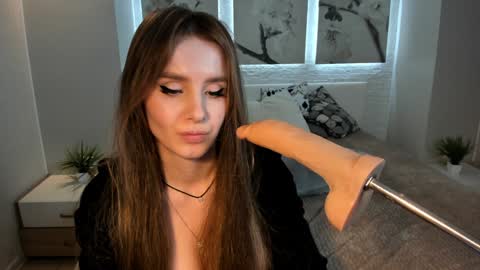 Snapshot of bettyrouse chatting on 17, 12, 2024 Betty online show from 17, 12, 2024