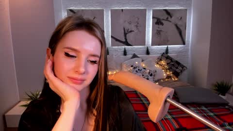 Snapshot of bettyrouse chatting on 29, 12, 2024 Betty online show from 29, 12, 2024