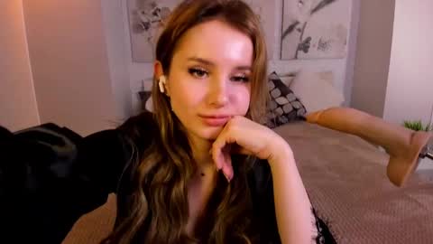 Snapshot of bettyrouse chatting on 15, 2, 2025 Betty online show from 15, 2, 2025
