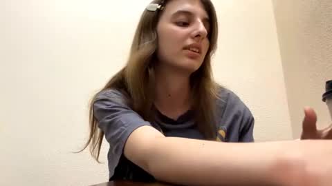 Snapshot of beulahweikert chatting on 26, 6, 2026 Lina online show from 26, 6, 2026