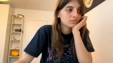 Snapshot of beulahweikert chatting on 18, 7, 2026 Lina online show from 18, 7, 2026