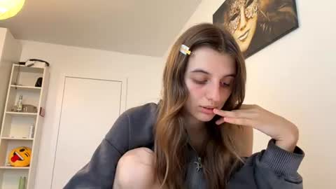 Snapshot of beulahweikert chatting on 27, 7, 2026 Lina online show from 27, 7, 2026