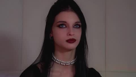 Snapshot of beverlyyork chatting on 8, 11, 2025 Beverly online show from 8, 11, 2025