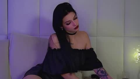 Snapshot of beverlyyork chatting on 15, 11, 2025 Beverly online show from 15, 11, 2025