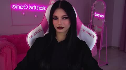 Snapshot of beverlyyork chatting on 5, 12, 2025 Beverly online show from 5, 12, 2025