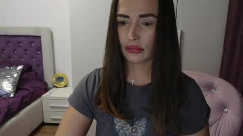   BeyonceDoll       Twitter DollBeyonce    online show from 23, 3, 2026