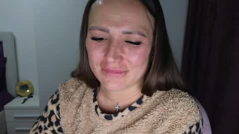   BeyonceDoll       Twitter DollBeyonce    online show from 10, 4, 2026