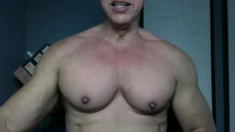 BGDKMUSCLEGUY - SELECTED BY CHATURBATE AS A TOP BROADCASTER FOR 2023 online show from 14, 11, 2025