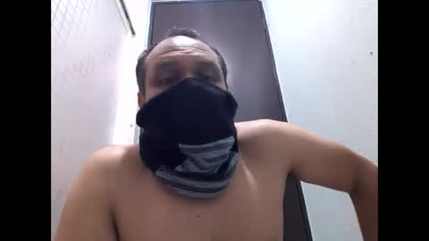 Snapshot of bggerardo820208 chatting on 10, 12, 2024 Masturbator 3000 online show from 10, 12, 2024