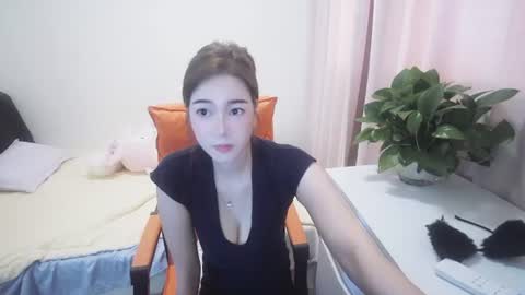 bhlinxuemei online show from 23, 6, 2026