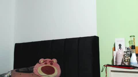 BiaBia online show from 12, 1, 2025