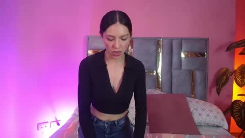 Snapshot of bianca_ks chatting on 8, 3, 2025 Bianca online show from 8, 3, 2025