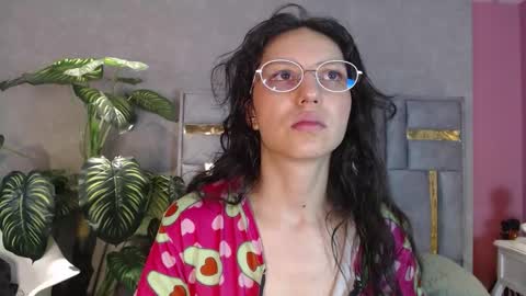 Snapshot of bianca_ks chatting on 20, 9, 2025 Bianca online show from 20, 9, 2025