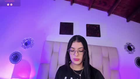 Snapshot of bianca_zaens1 chatting on 3, 1, 2025 B I A N C A online show from 3, 1, 2025