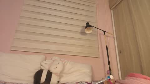 biancaa__18 online show from 15, 12, 2025