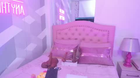 Snapshot of biancashermann chatting on 1, 5, 2026 Bianca online show from 1, 5, 2026