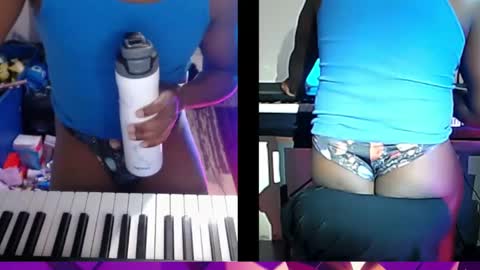 BicepsandFrot online show from 2, 12, 2025