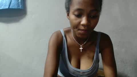 Snapshot of bienvenue987832 chatting on 27, 4, 2026 bienvenue987832 online show from 27, 4, 2026