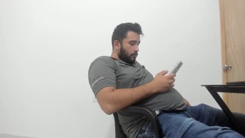 Snapshot of big_dad69 chatting on 5, 10, 2025 Tommy online show from 5, 10, 2025